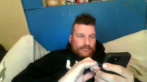 bluedemoneyes1986 online show from February 25, 2025, 11:44 pm