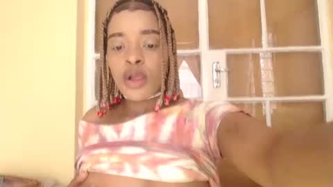 Tee online show from November 22, 2025, 11:42 am