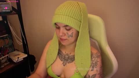 Blue online show from February 20, 2026, 4:31 am