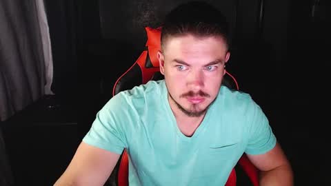 blueeyeboy0 online show from December 1, 2024, 7:25 pm