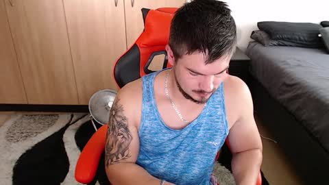 blueeyeboy0 online show from February 7, 2025, 6:03 am