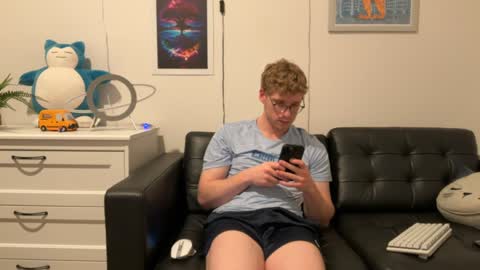 blueeyedtallguy online show from December 14, 2024, 8:23 am