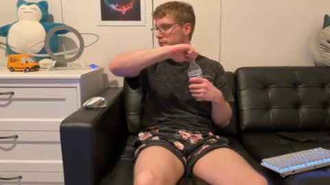 blueeyedtallguy online show from January 9, 2025, 4:52 am