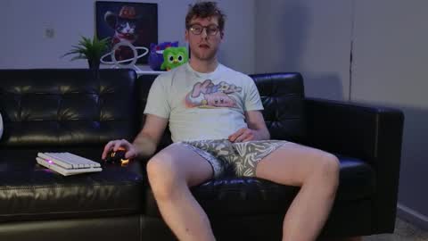 blueeyedtallguy online show from October 14, 2025, 1:06 am