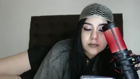 bluegoddessstoned online show from September 20, 2025, 8:26 am