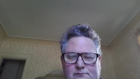 bluemoose70 online show from October 6, 2025, 4:04 pm