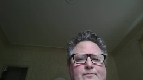 bluemoose70 online show from November 1, 2025, 5:26 pm