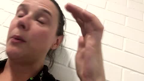 Stacey online show from November 7, 2025, 9:09 am