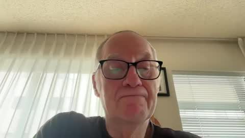 Blueyedudeseattle online show from October 1, 2025, 4:46 pm