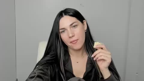 Kelly online show from October 9, 2025, 7:50 am