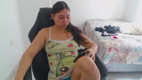  Hey guysI am BrendaWelcome my room online show from April 18, 2026, 7:18 pm