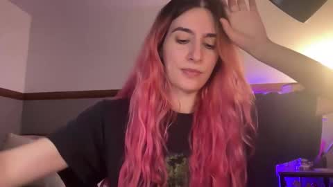 Snapshot of bluntbabe chatting on February 24, 2026, 4:43 am Sasha online show from February 24, 2026, 4:43 am