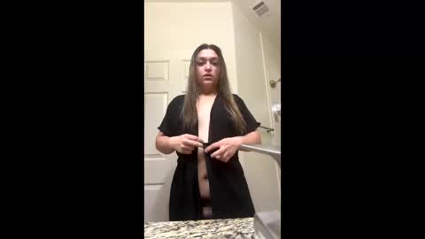 Snapshot of bluntbaby4 chatting on June 3, 2026, 7:30 pm bluntbaby4 online show from June 3, 2026, 7:30 pm
