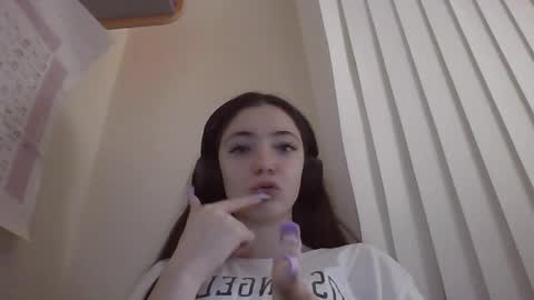 blushed_vita online show from November 8, 2025, 7:34 pm