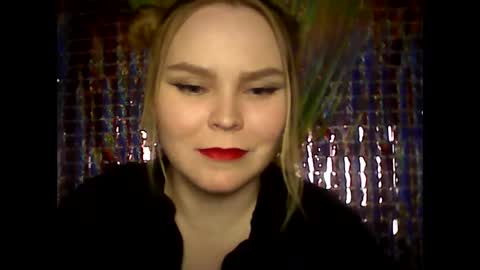 Snapshot of blushing_star chatting on February 13, 2025, 4:39 pm blushing_star online show from February 13, 2025, 4:39 pm