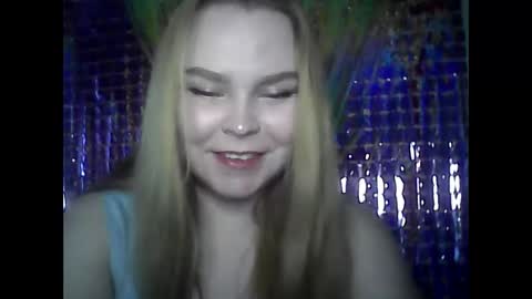Snapshot of blushing_star chatting on February 22, 2025, 8:40 am blushing_star online show from February 22, 2025, 8:40 am