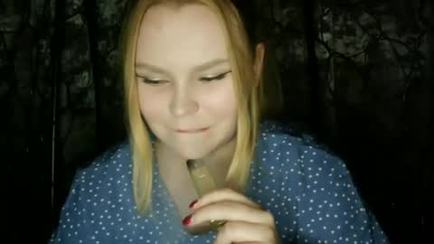 Snapshot of blushing_star chatting on September 25, 2025, 4:43 pm blushing_star online show from September 25, 2025, 4:43 pm