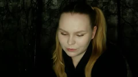 Snapshot of blushing_star chatting on October 16, 2025, 4:41 pm blushing_star online show from October 16, 2025, 4:41 pm