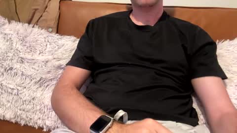 Bmajor7 online show from February 28, 2025, 9:33 pm