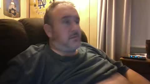 Snapshot of bman233450 chatting on October 16, 2025, 3:18 am bman233450 online show from October 16, 2025, 3:18 am