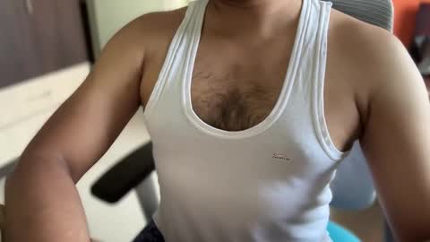 Snapshot of bmporn87 chatting on November 10, 2025, 5:17 am Horny Ben online show from November 10, 2025, 5:17 am