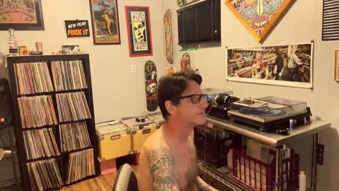 ZuperZexyZounds online show from February 25, 2026, 5:28 am