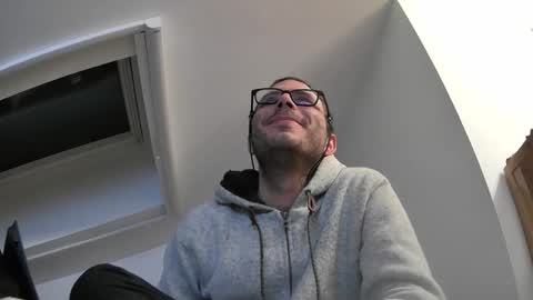 bo22222222 online show from January 17, 2026, 6:44 pm