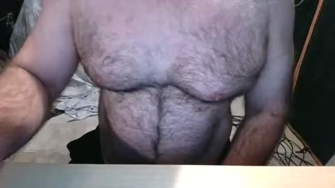 BobbyHill27b online show from November 5, 2025, 3:06 am