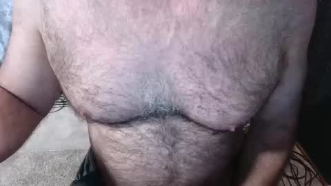 BobbyHill27b online show from April 22, 2026, 1:19 am