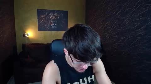 BodhiHayes online show from March 16, 2026, 5:44 am