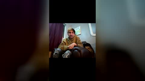 Snapshot of bodyyattiyatti chatting on February 14, 2026, 5:59 am Sailorartemis online show from February 14, 2026, 5:59 am