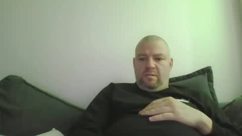 bodyzipper09 online show from November 24, 2025, 12:38 pm