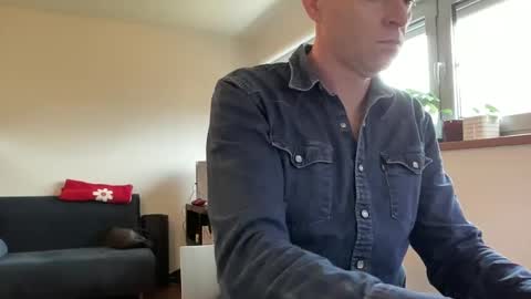 ask me online show from January 31, 2025, 1:23 pm