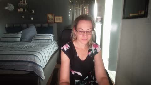 Ningifun couple online show from December 26, 2024, 7:24 am