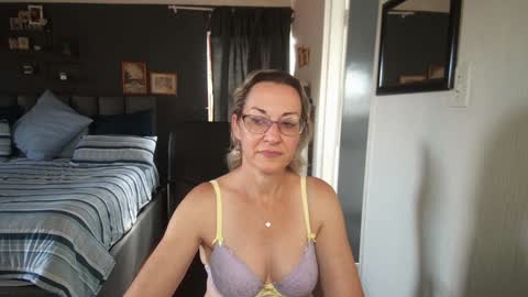 Ningifun couple online show from January 4, 2025, 6:52 am