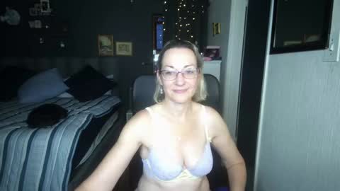 Ningifun couple online show from January 9, 2025, 5:22 pm