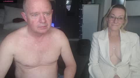 Ningifun couple online show from November 15, 2025, 1:58 am