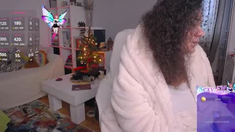 Snapshot of bohobabelexy chatting on December 22, 2025, 8:22 am BohoBabeLaxy online show from December 22, 2025, 8:22 am