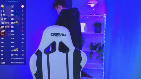 ALEXPVT IS OPEN online show from February 21, 2025, 6:15 pm