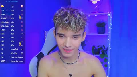 ALEXPVT IS OPEN online show from February 21, 2025, 9:22 pm