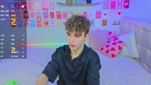 ALEXPVT IS OPEN online show from March 3, 2025, 4:25 am