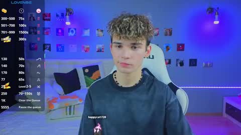 ALEXPVT IS OPEN online show from March 9, 2025, 5:33 am