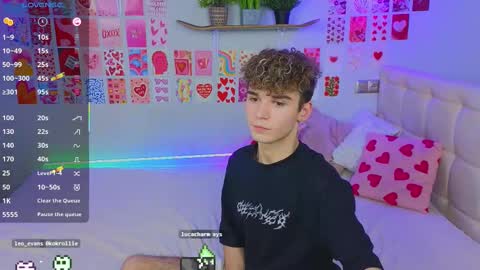 ALEXPVT IS OPEN online show from March 11, 2025, 1:26 am