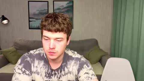 ALEXPVT IS OPEN online show from September 17, 2025, 5:09 am