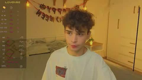 ALEXPVT IS OPEN online show from November 1, 2025, 11:01 am