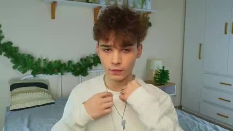 ALEXPVT IS OPEN online show from November 30, 2025, 12:53 pm