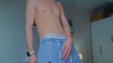 ALEXPVT IS OPEN online show from March 5, 2026, 7:37 am