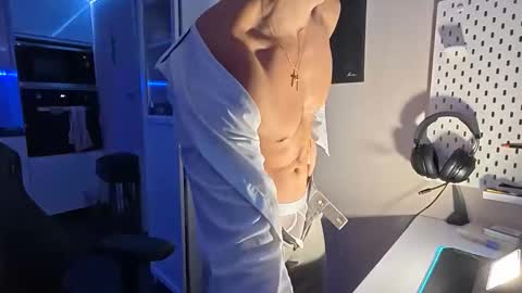 boiteasex online show from September 26, 2025, 10:25 pm