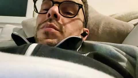 bomale89 online show from February 16, 2025, 8:33 pm