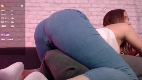 Snapshot of bonbon_aria chatting on November 27, 2025, 6:15 am Aria online show from November 27, 2025, 6:15 am